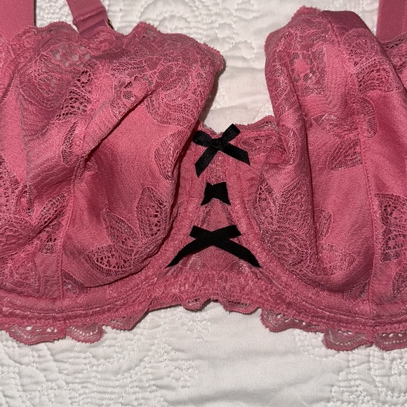 Cacique 42DD Bra - Picture 7 of 8